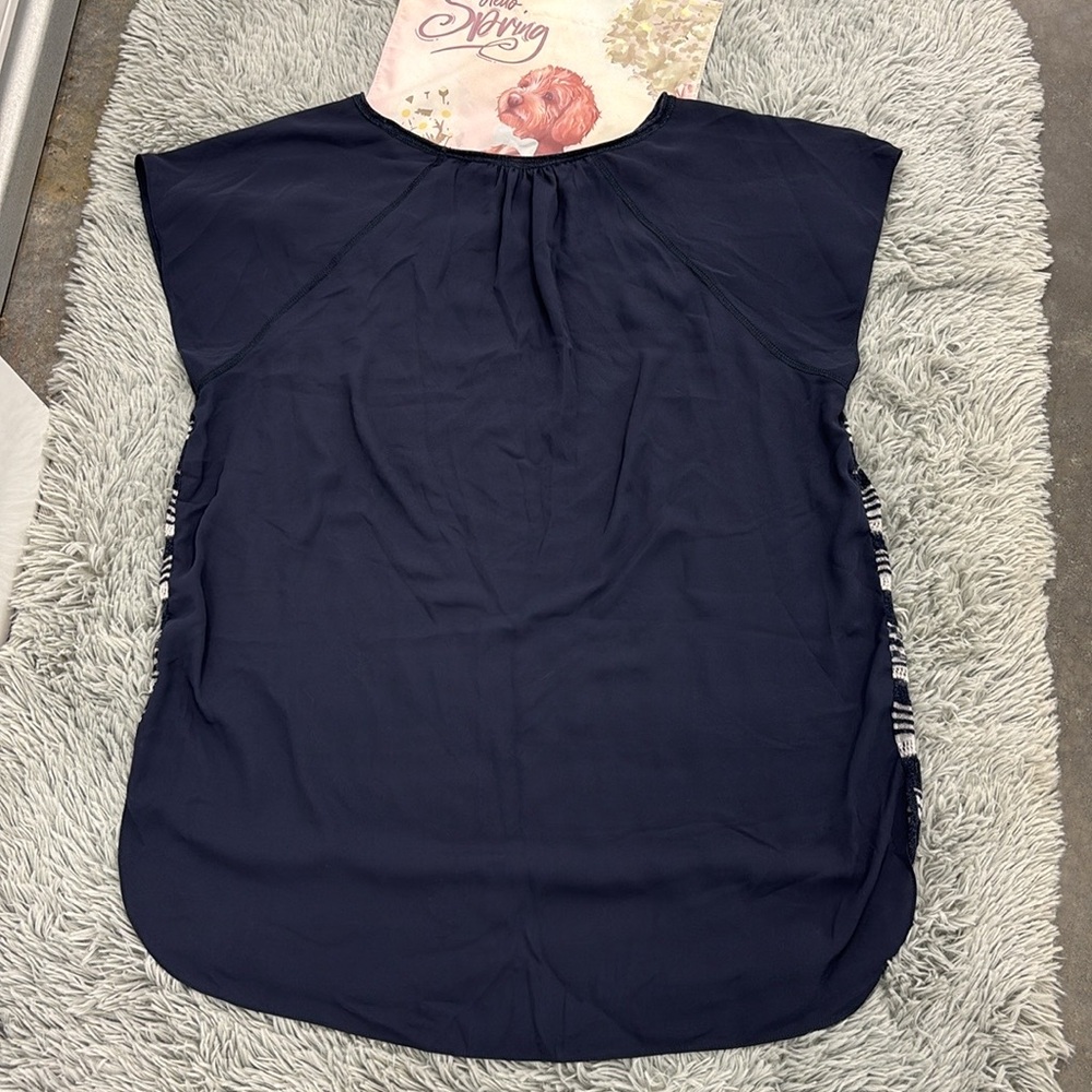 Simply Vera Vera Wang Midnight Blue Cap Flutter Sleeves Sheer Striped Blouse XL